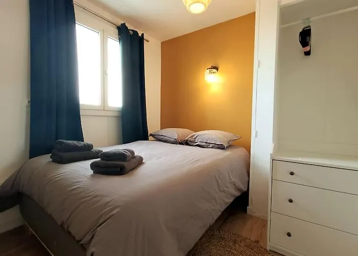 Apartament Le Yellow Corner - Place Ney *