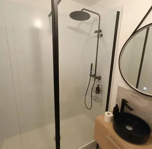 Le Yellow Corner - Place Ney Angers