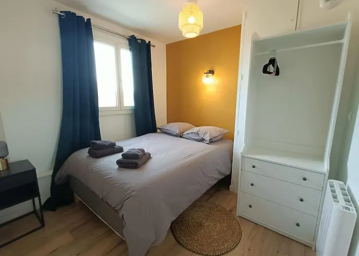 Le Yellow Corner - Place Ney Appartement